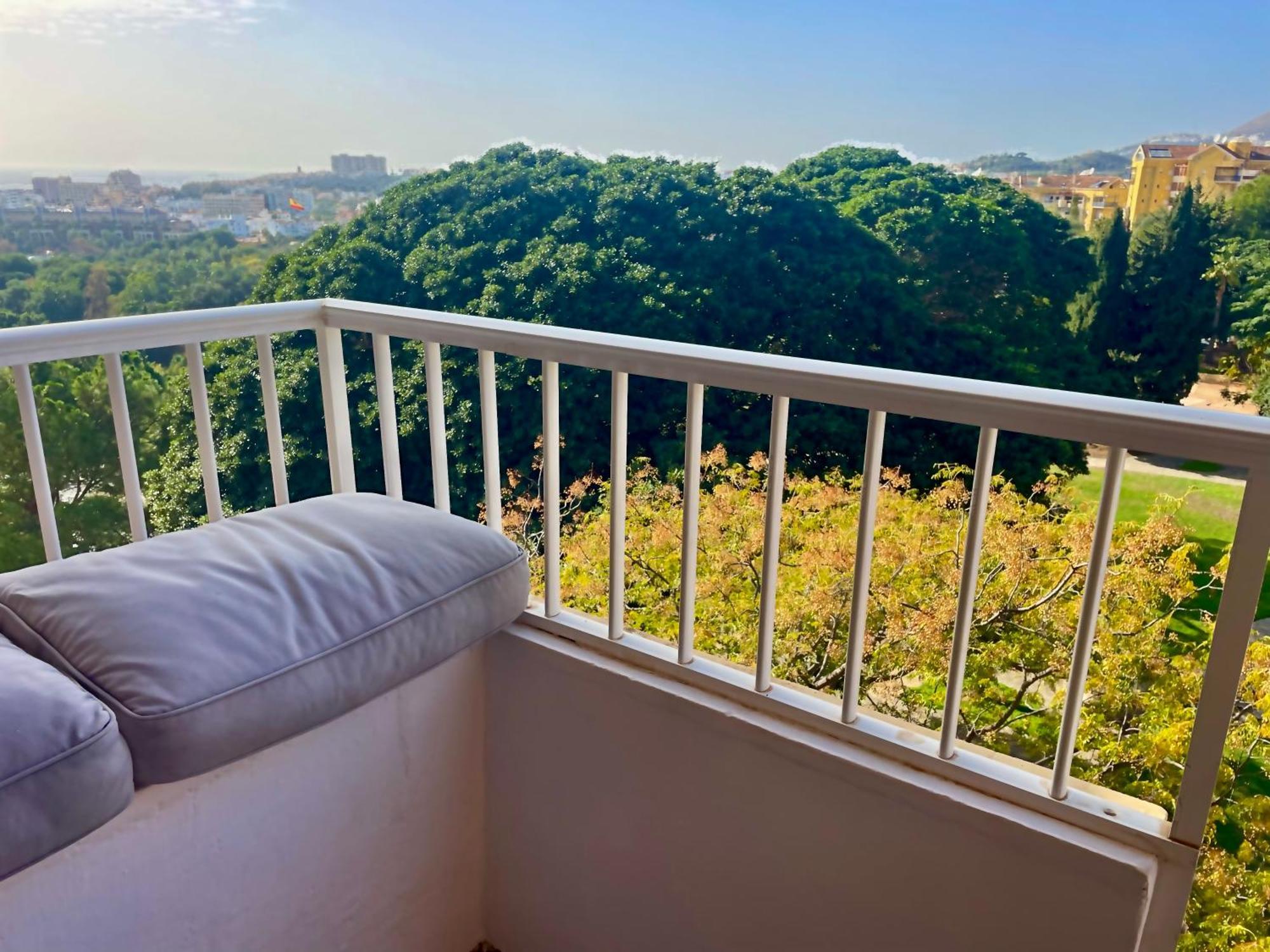 Luxury Suites Sunset Beach Benalmadena Bagian luar foto